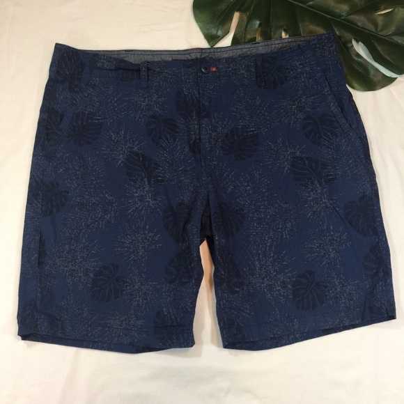 WEATHERPROOF VINTAGE | flat front palm leaf shorts - Picture 1 of 8